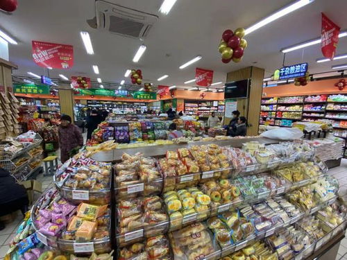 阜陽某超市重裝開業 打造市民信賴的日用百貨購物新選擇